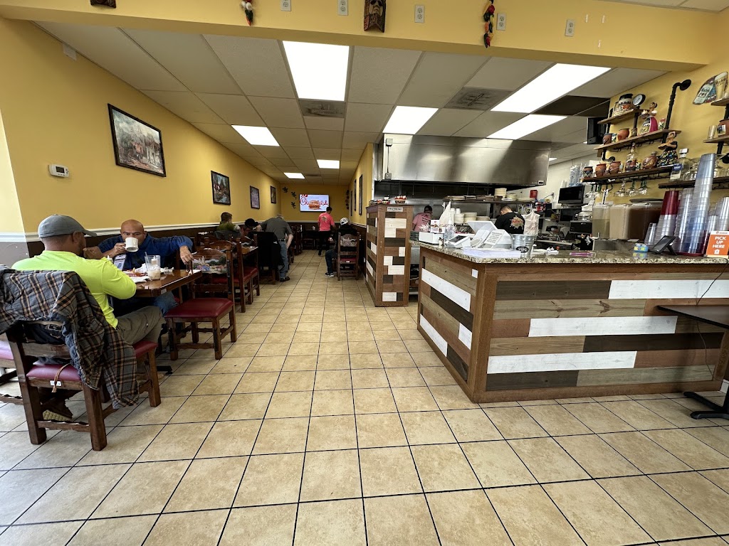  El Pueblito Mexican Restaurant