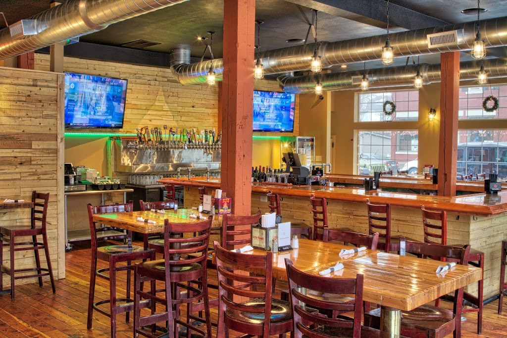  Beer Snobs Ale & Eats