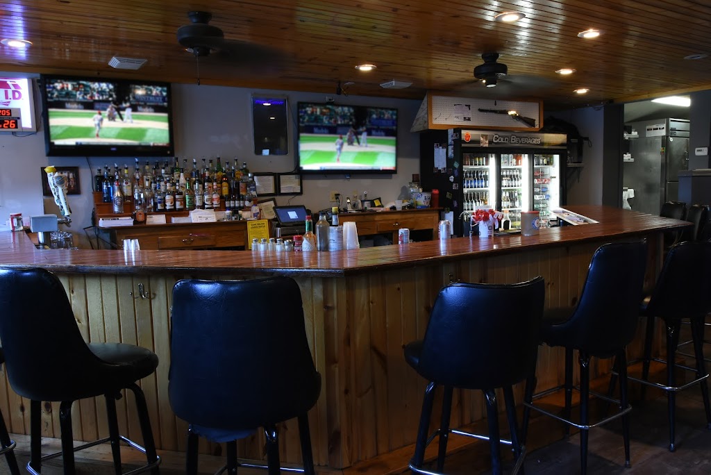  Lawrence's Pub and Eatery