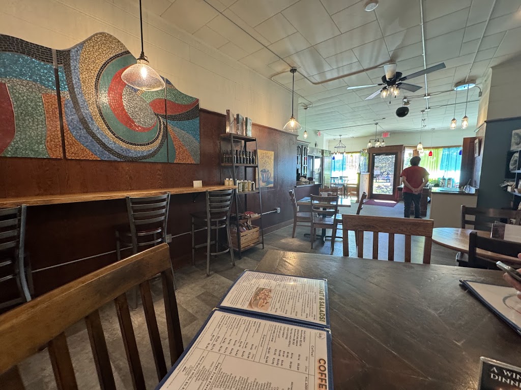  The Hub Studio Cafe, LLC