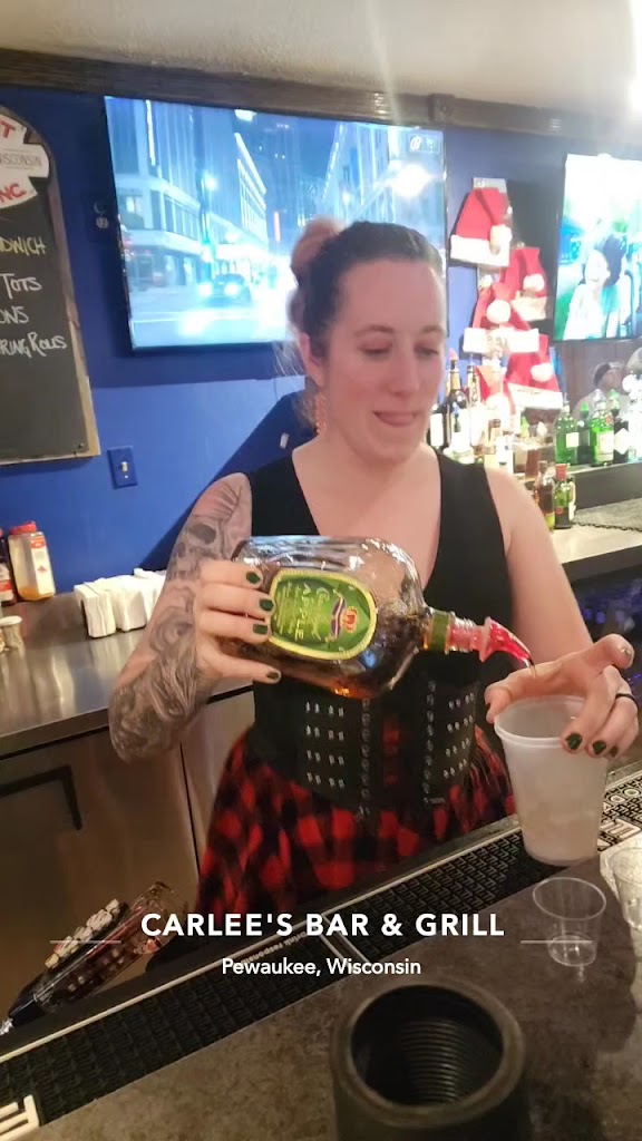  Carlee's Bar & Grill
