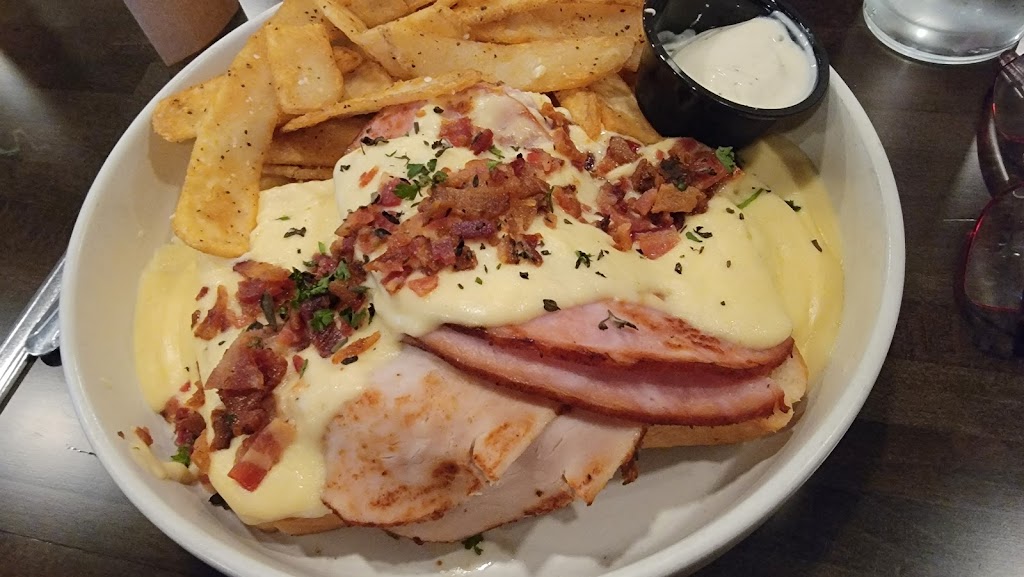  The 1890 Pub & Bistro