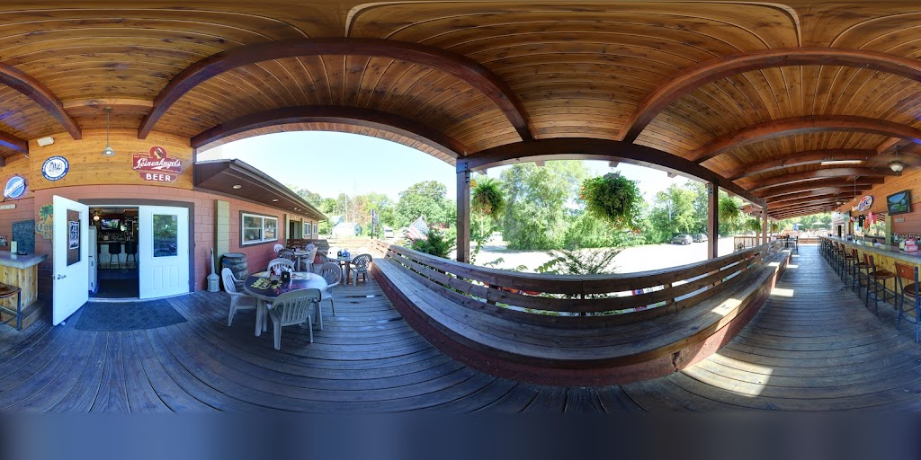  Chain O Lakes Bar and Grill