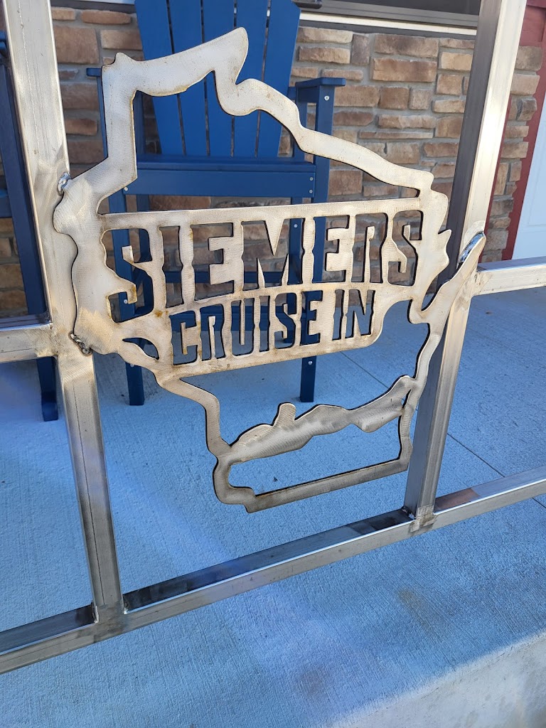  Siemers Cruise-In Bar & Grill