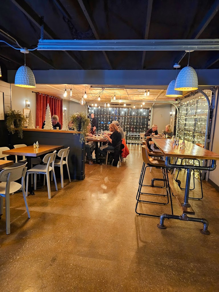  Thyme Restaurant & Catering