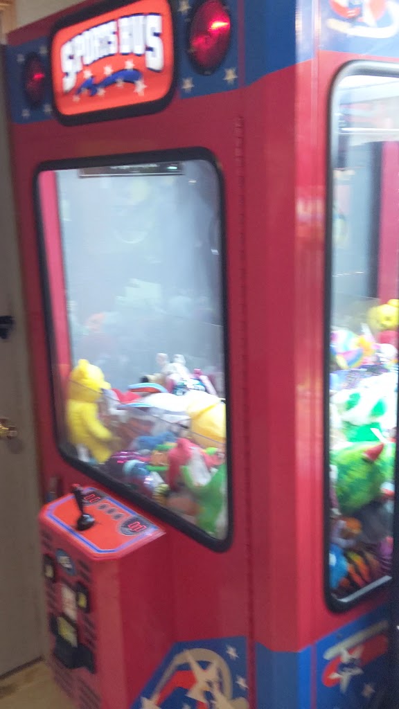  Red Room Bar & Restaurant