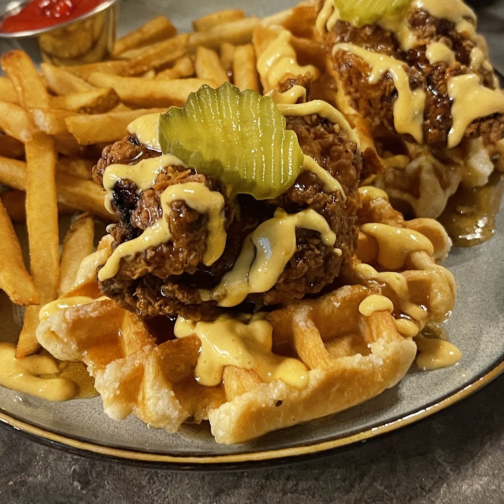  the Social Kitchen & Cocktails