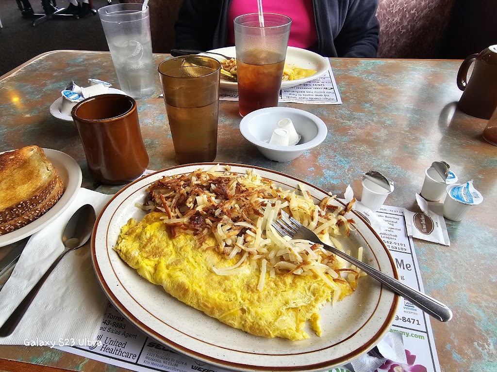  Sunset Family Restaurant