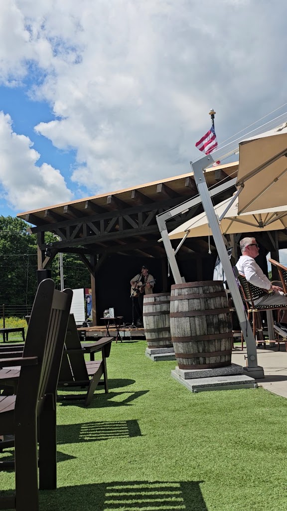  Tumbled Rock Brewery & Kitchen