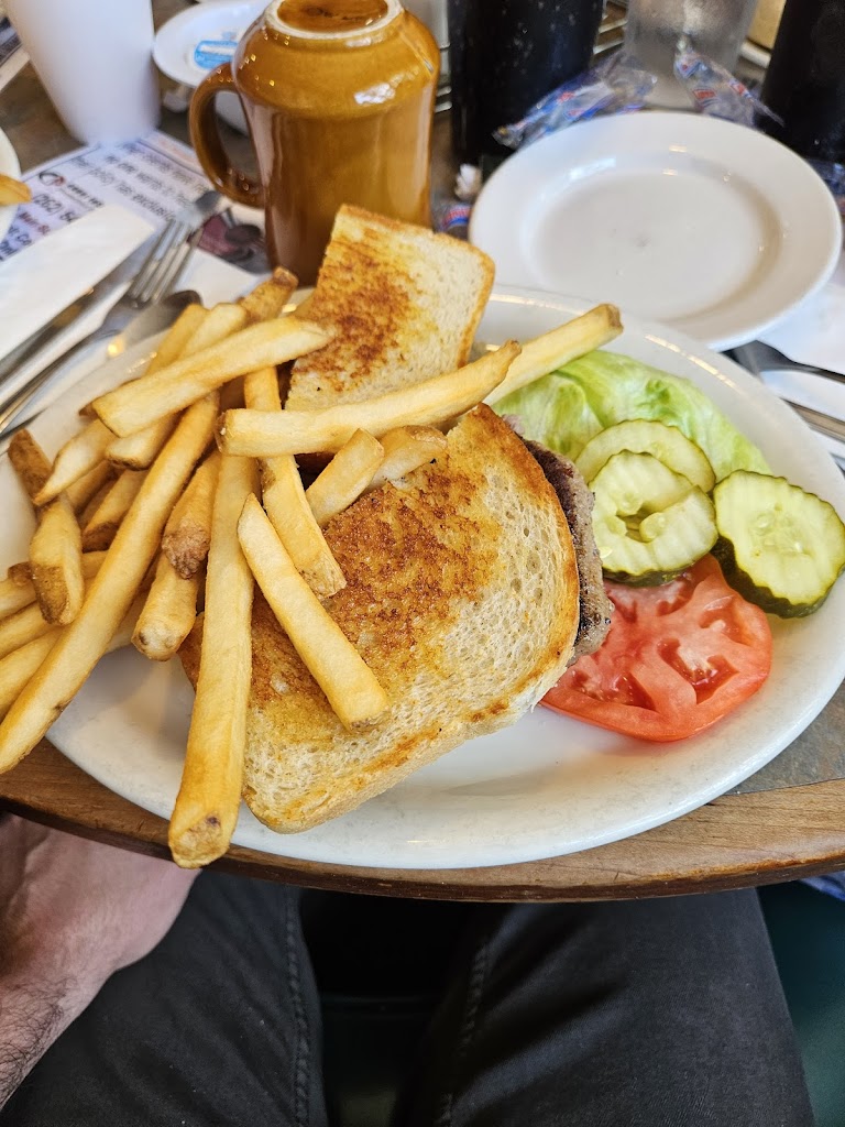  Sunset Family Restaurant