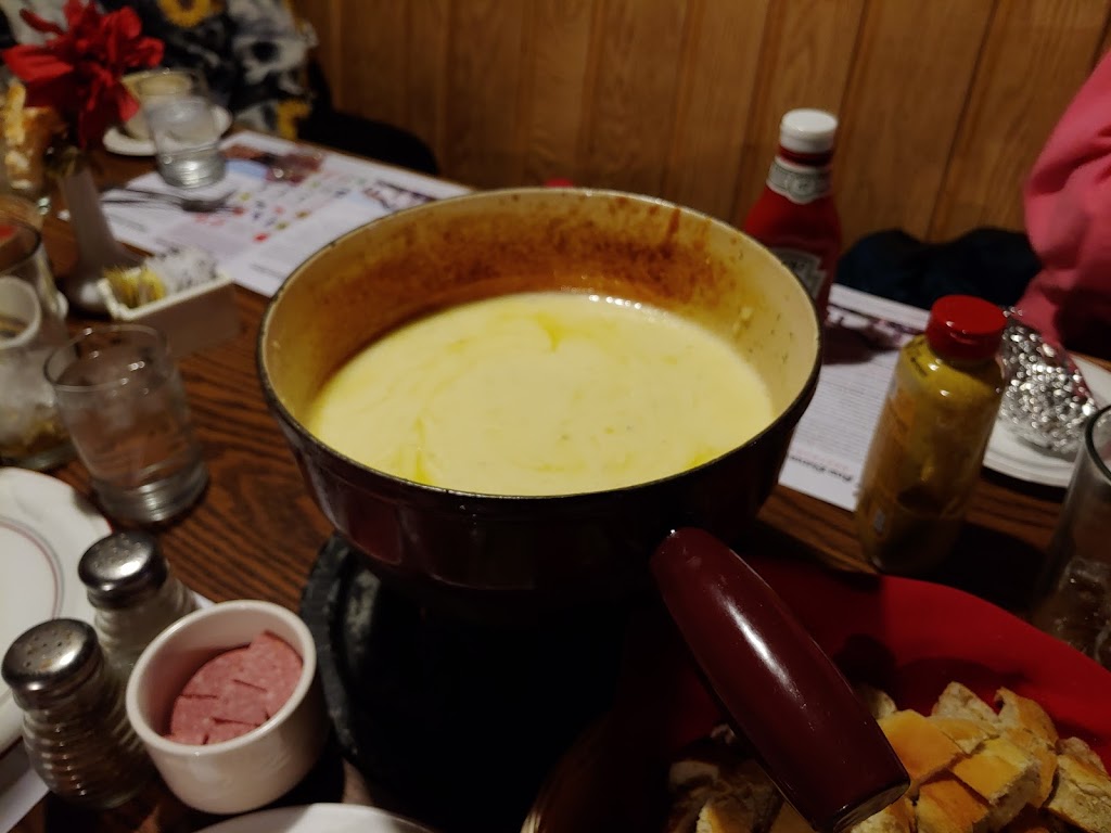  New Glarus Hotel Restaurant