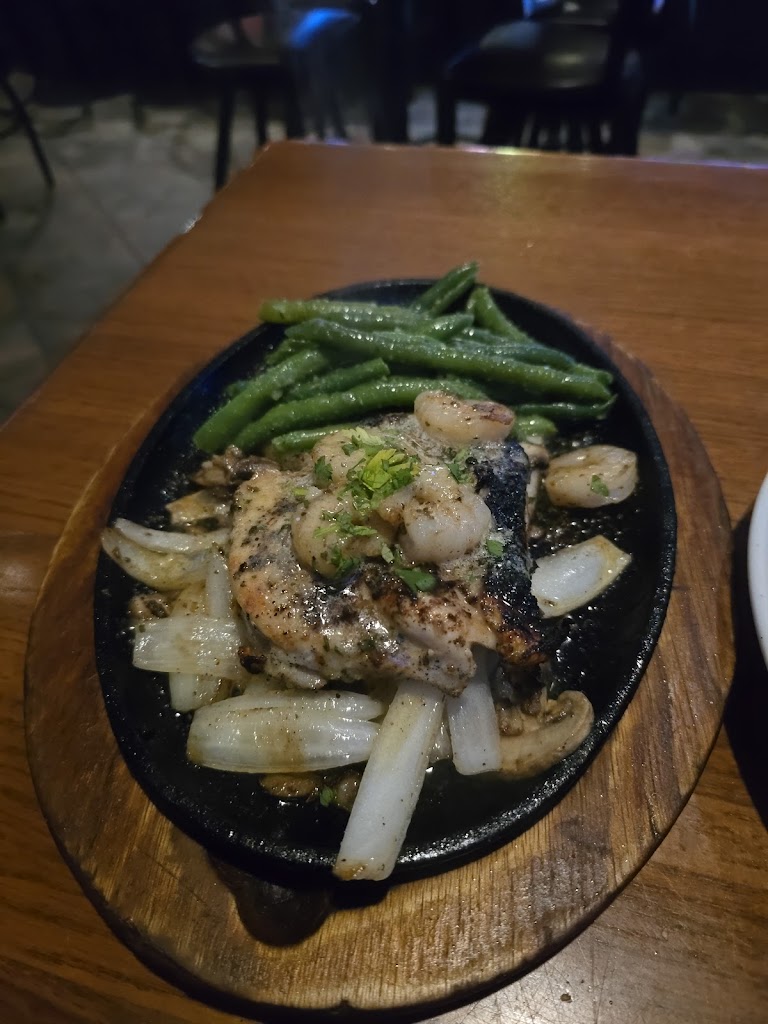  Applebee's Grill + Bar