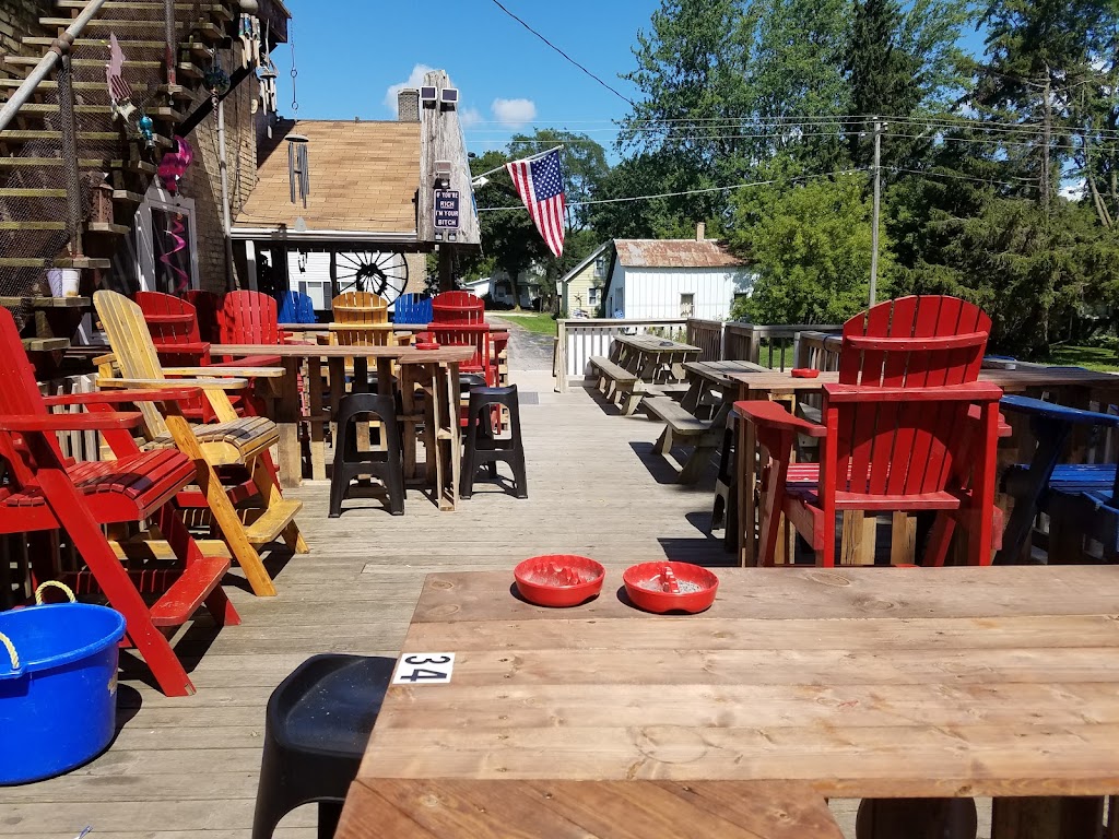  Tippy Canoe Bar & Grill LLC