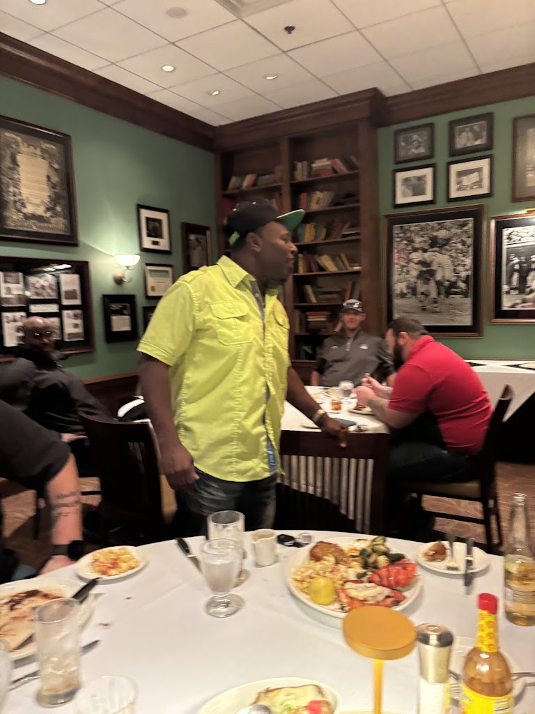  Vince Lombardi’s Steakhouse