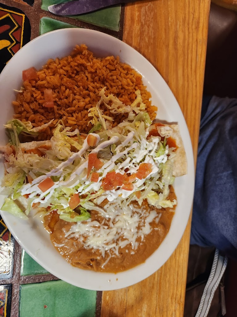  Los Compadres Mexican Restaurant