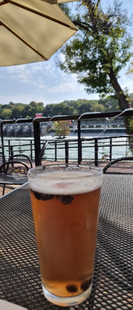  Fratellos Riverfront Restaurant