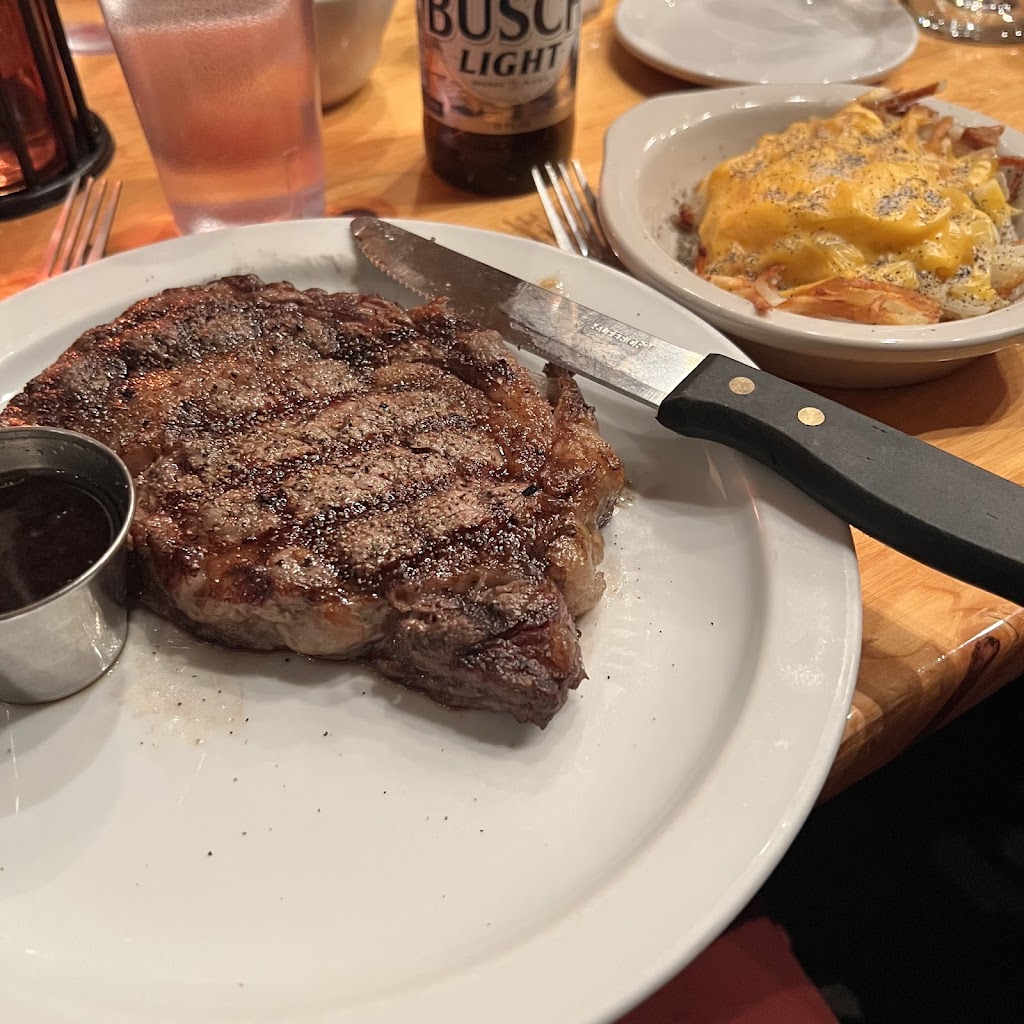  Suzy's Steak & Seafood House