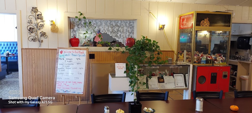  The Red Apple Family Restaurant