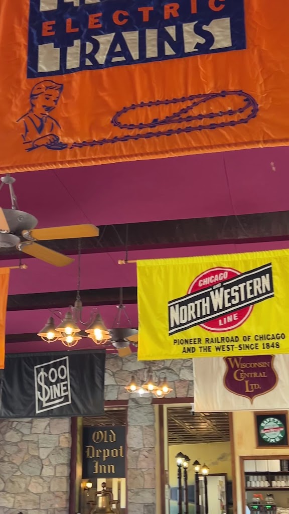  Maxim's at Oconomowoc Depot