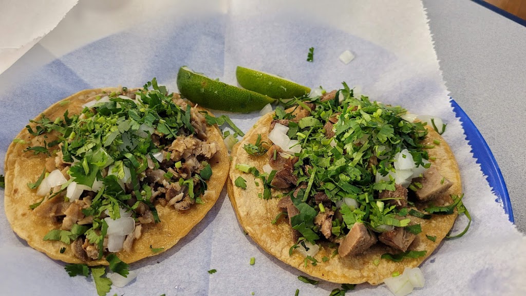  El Neno Tacos & Tortas