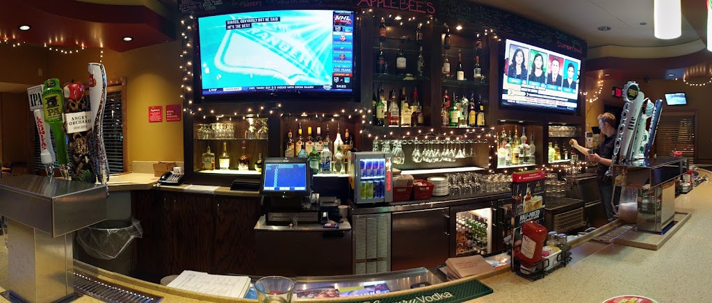  Applebee's Grill + Bar