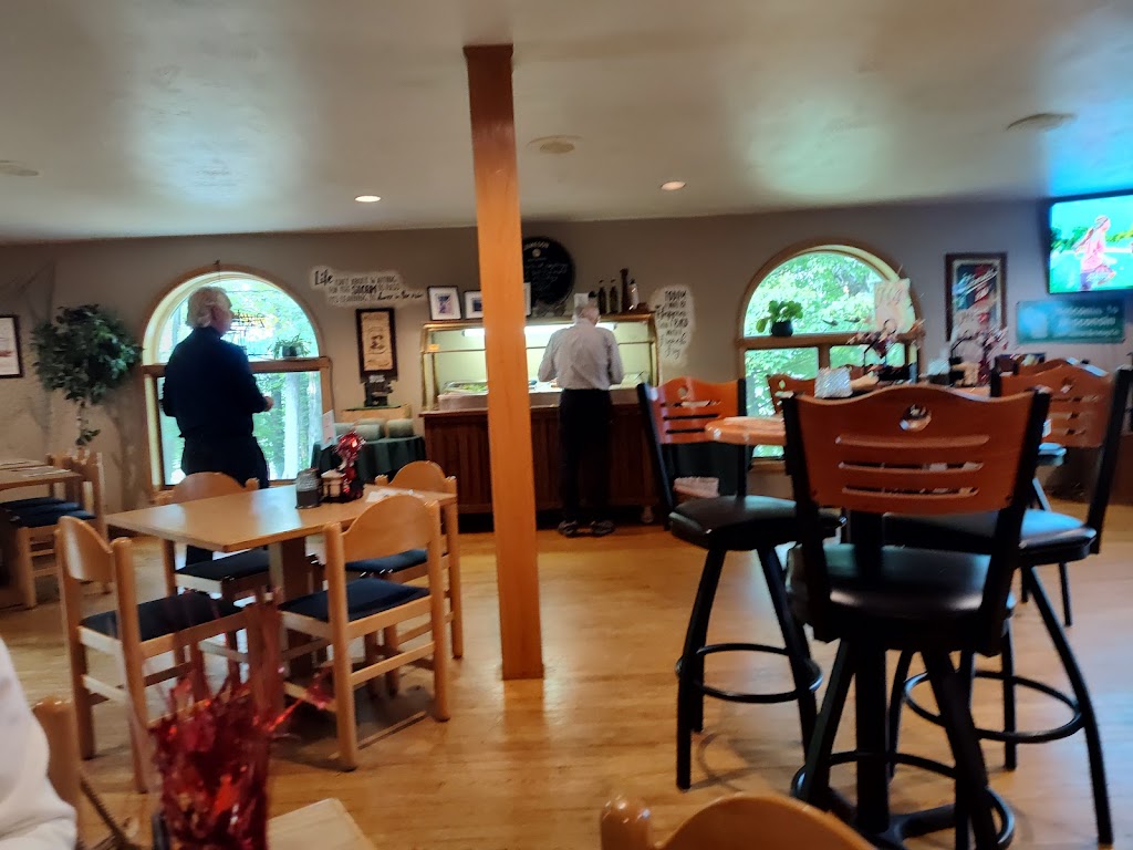  Samuelson's Creek Pub And Grill