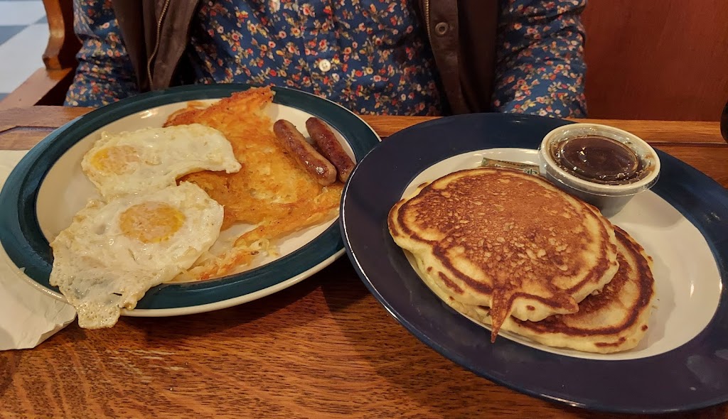  Jen’s Alpine Cafe and Soup Kitchen