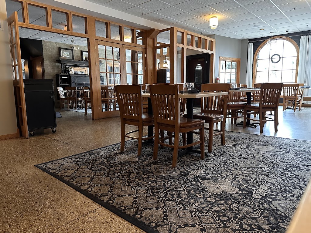  Twisted Willow Restaurant