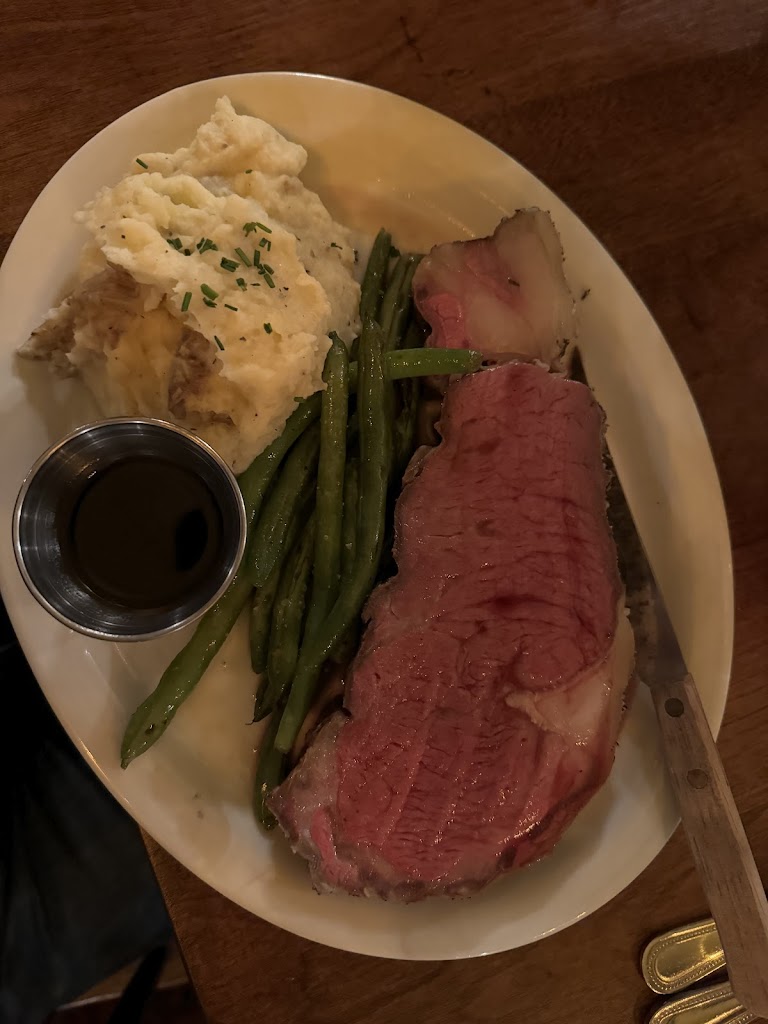  The Elias Inn Supper Club