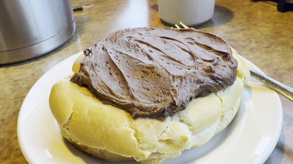  Mauston Park Oasis Restaurant & Bakery