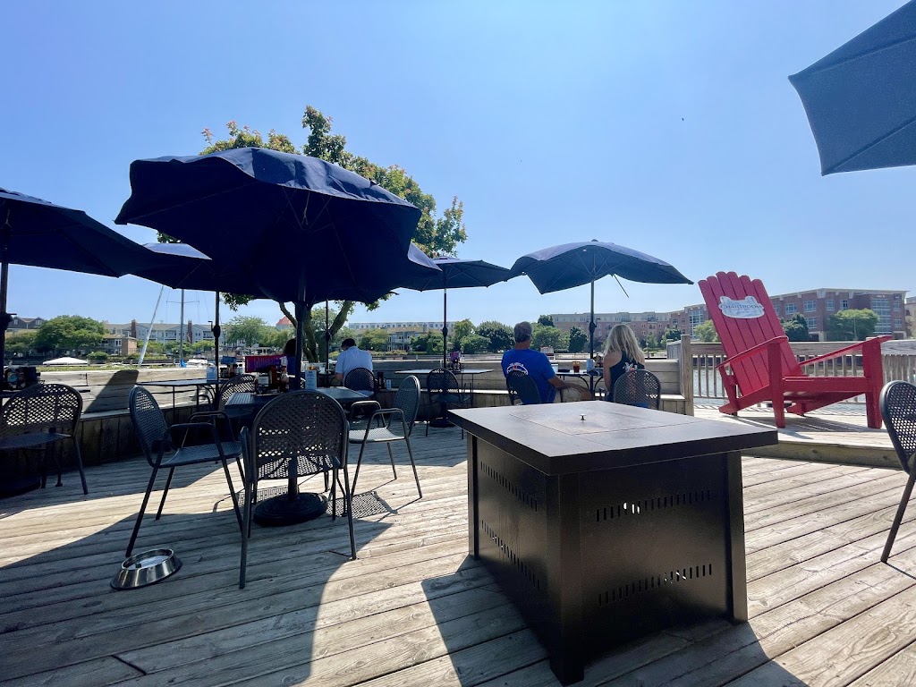  Chartroom Restaurant