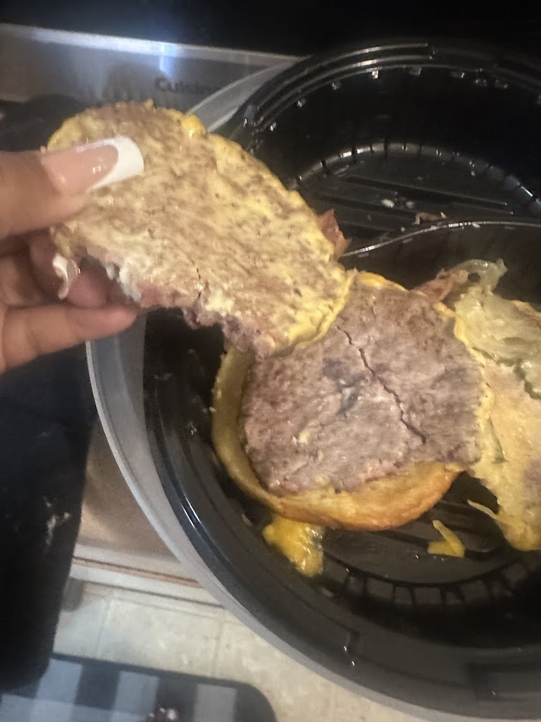  Red Robin Gourmet Burgers and Brews