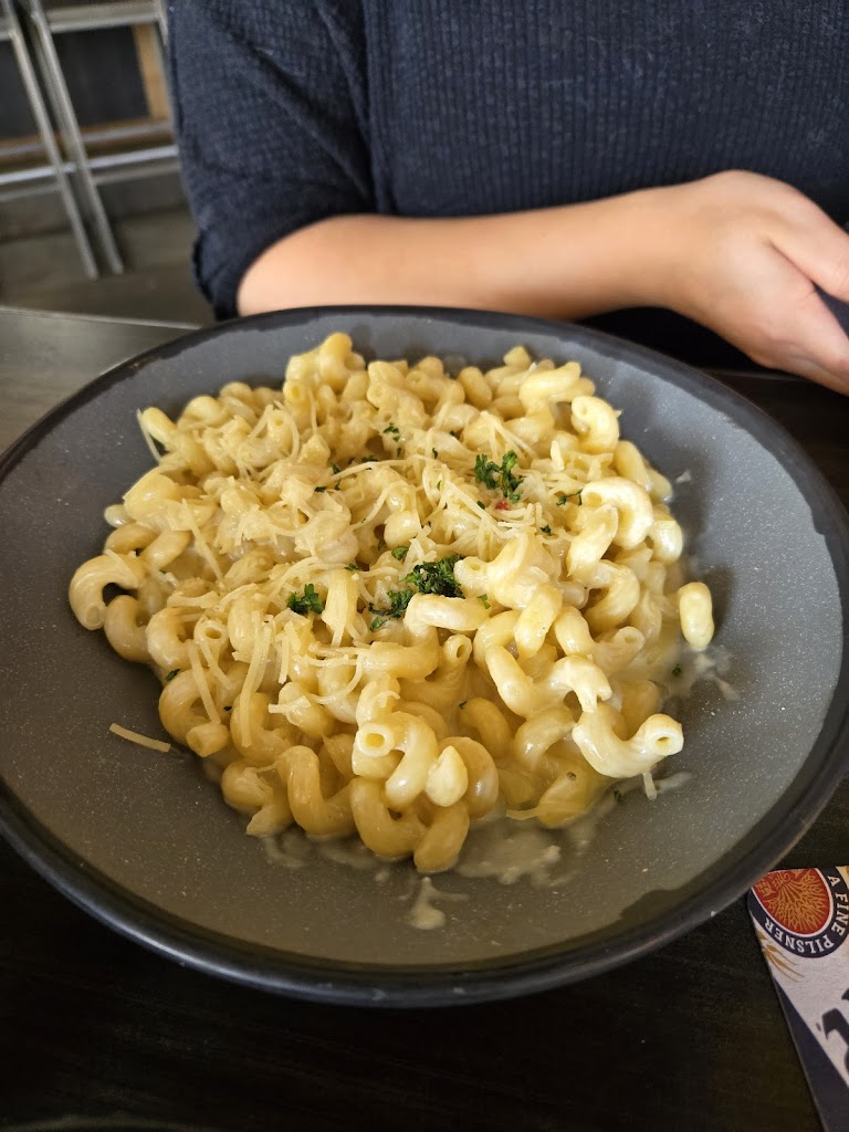  The Hot House Tavern