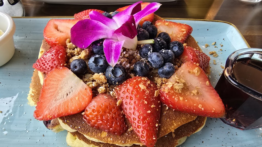  Golden Nest Pancake & Cafe