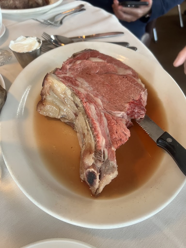  Corner House on the Lake