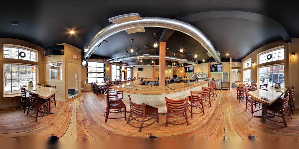  Beer Snobs Ale & Eats