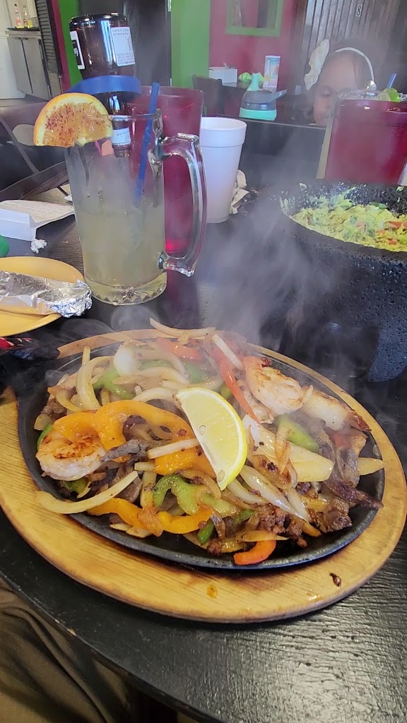  La Familia Mexican Grill & Bar