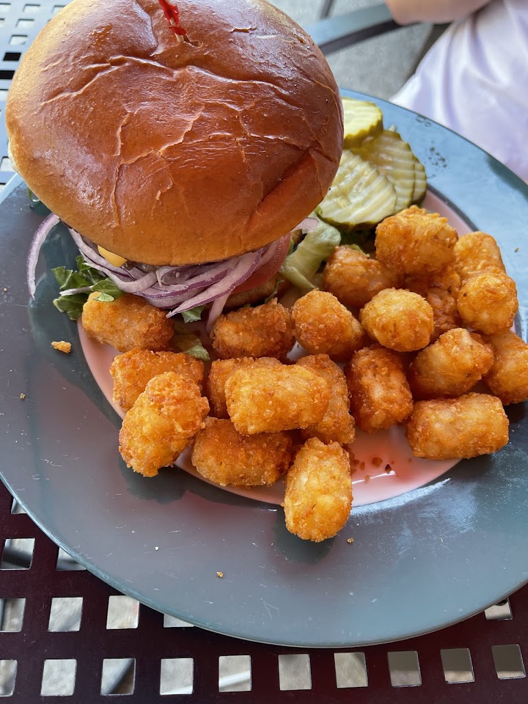  Lake-Aire Restaurant