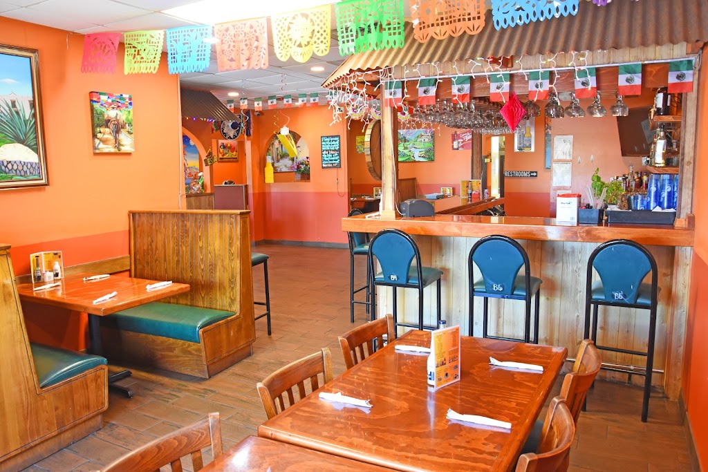  La Banvanera Restaurant & Cantina