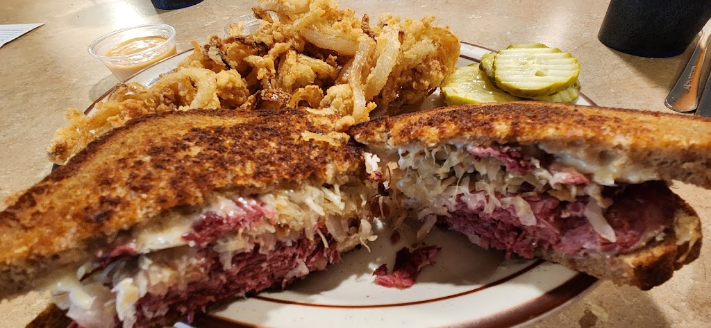  Michael's Family Restaurant