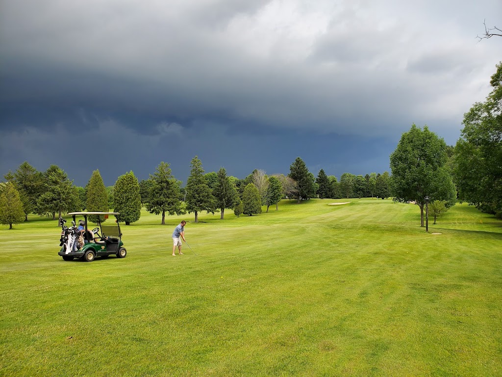  Riverdale Country Club Golf Course Bar & Restaurant