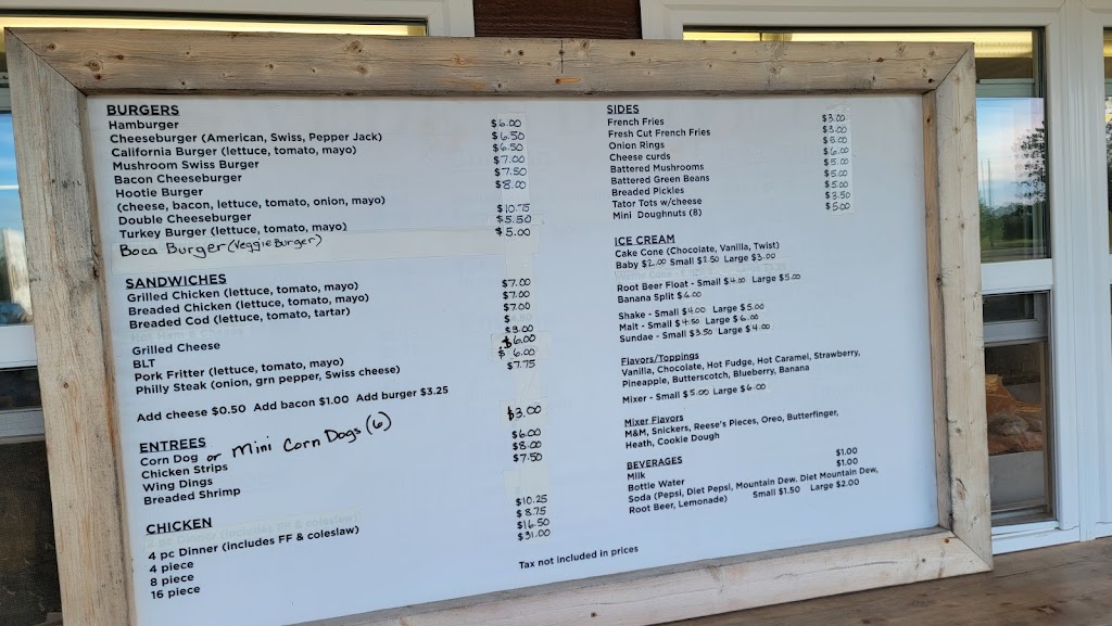  Holly's Bar and Grill