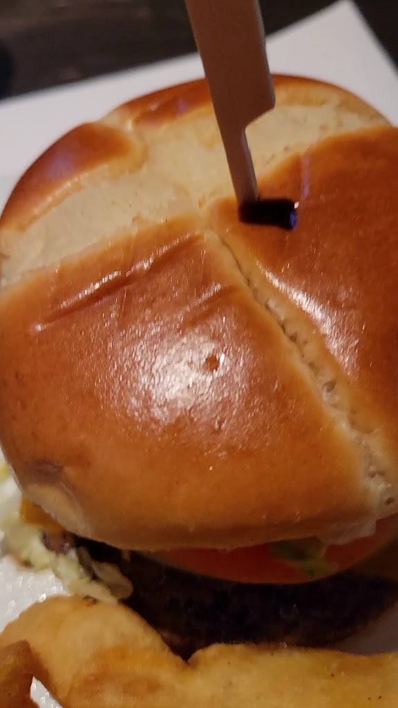  Red Robin Gourmet Burgers and Brews