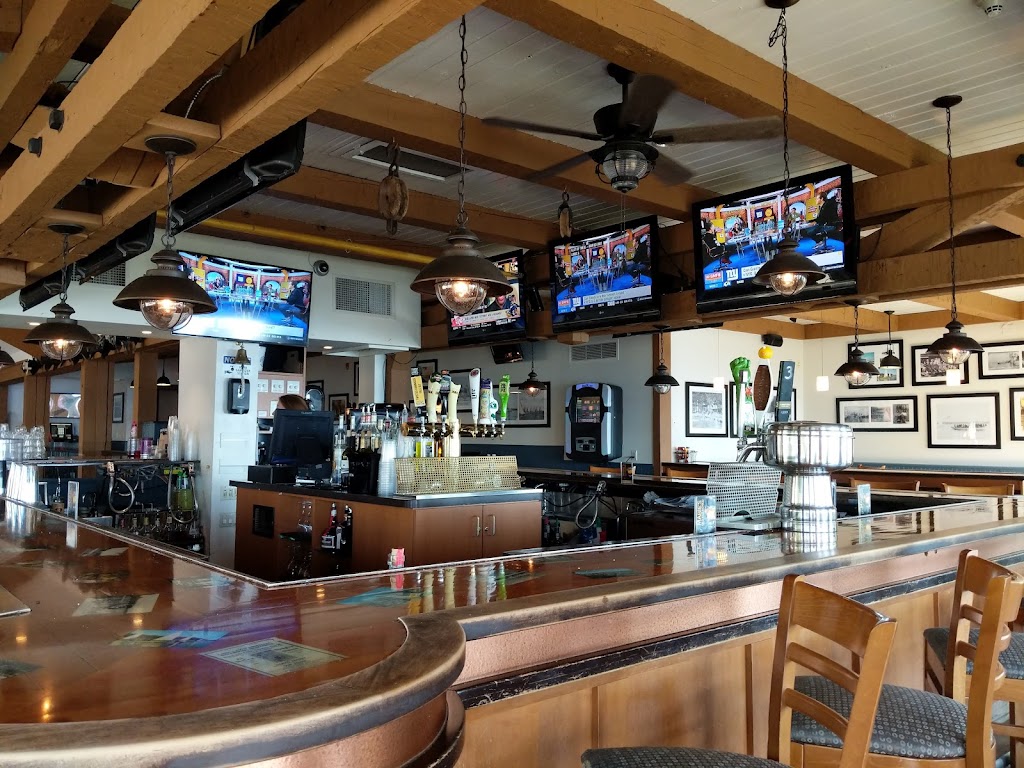  The Lookout Bar & Eatery
