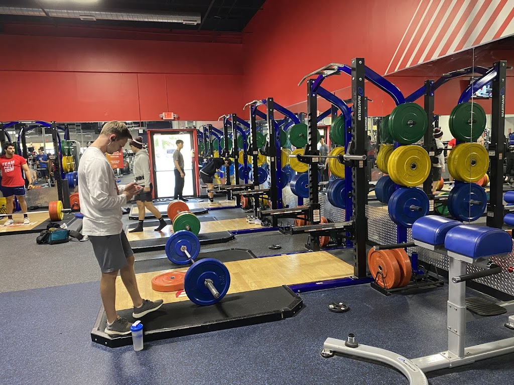  Crunch Fitness - Athens