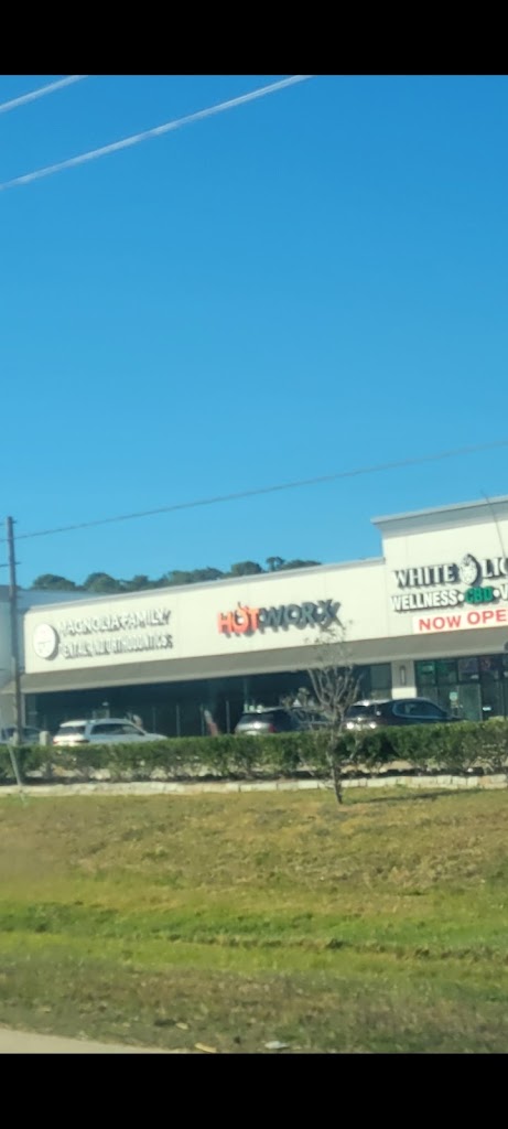  HOTWORX - Magnolia, TX - Lake Windcrest