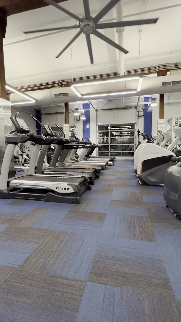  MoveWell UK Employee Fitness Center