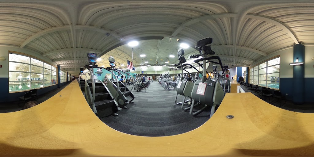  Endeavor Health Fitness & Wellness Center – Seven Bridges