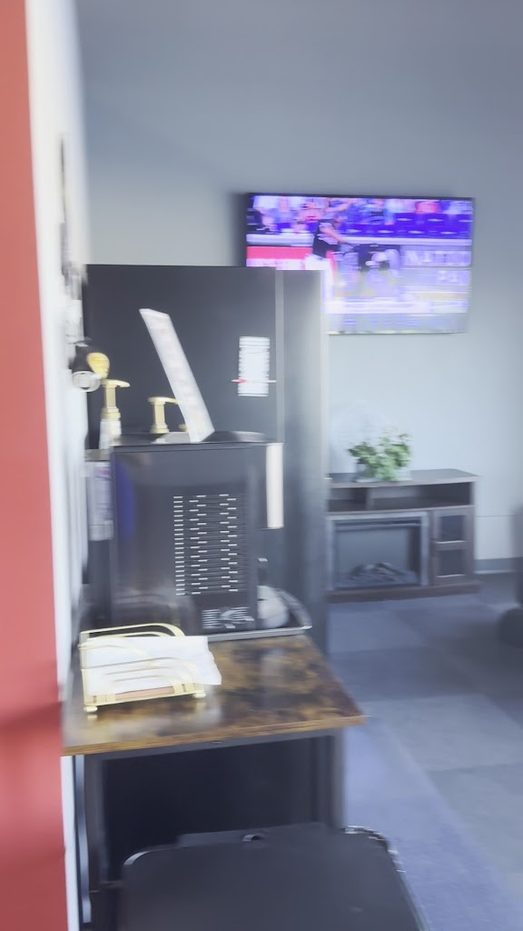  Unlimited Athletic Club (UAC)