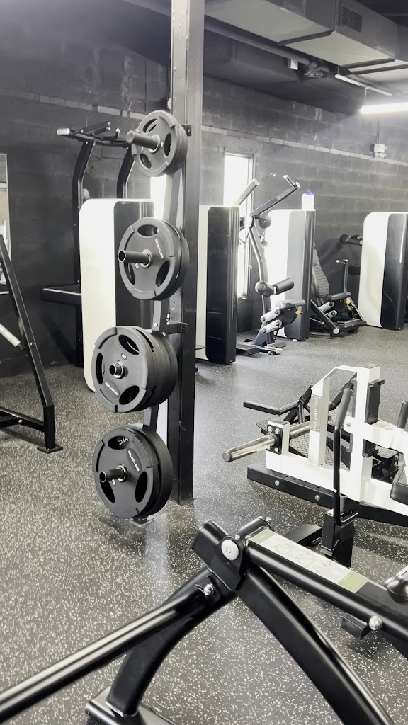  Baynes Bodybuilding Gym